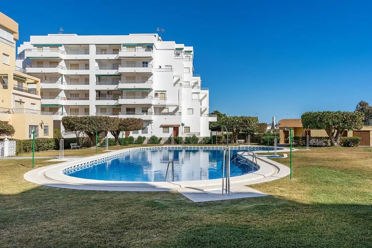 Bonito Apartamento Frente Al Mar سالوبرينيا