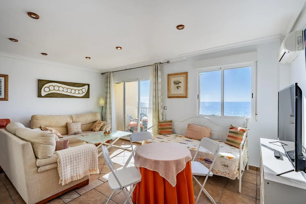 Bonito Apartamento Frente Al Mar سالوبرينيا 0*,  إسبانيا