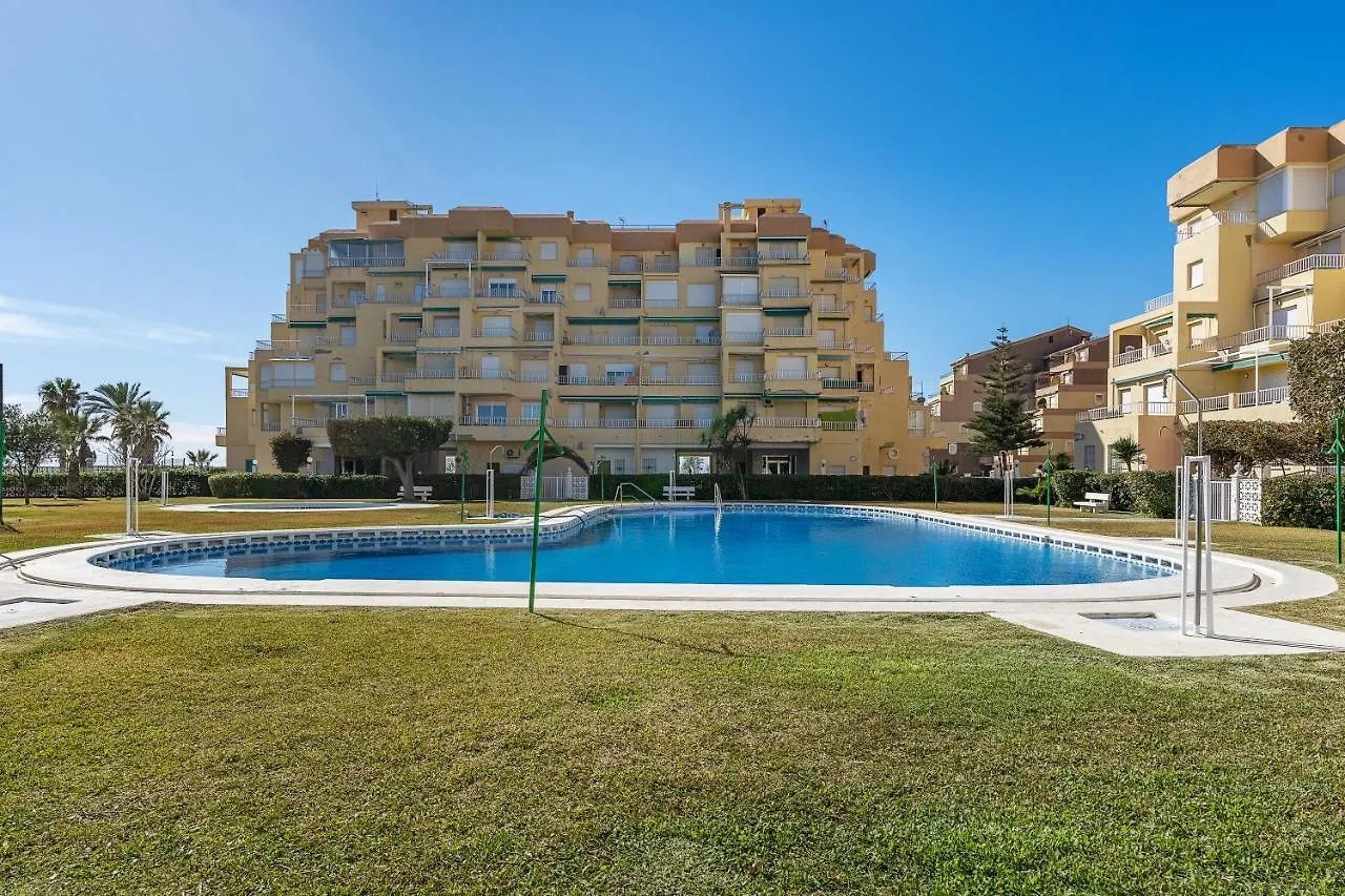 Bonito Apartamento Frente Al Mar سالوبرينيا شقة