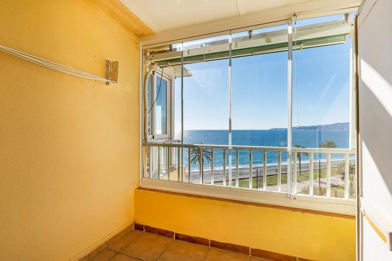 شقة Bonito Apartamento Frente Al Mar سالوبرينيا
